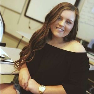 Meet your Posher, Abigail